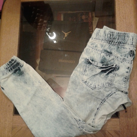Smoke Rise Jeans - Picture 3 of 3